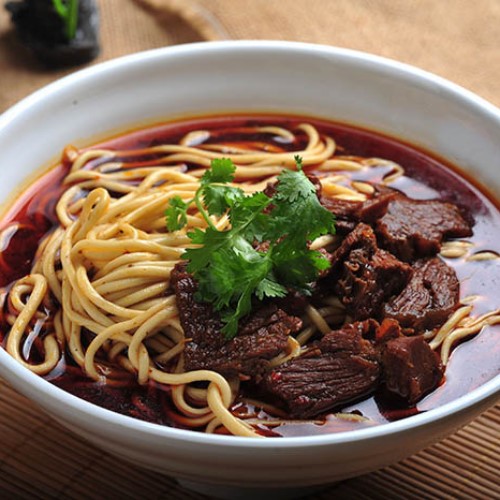         爆椒牛肉面
